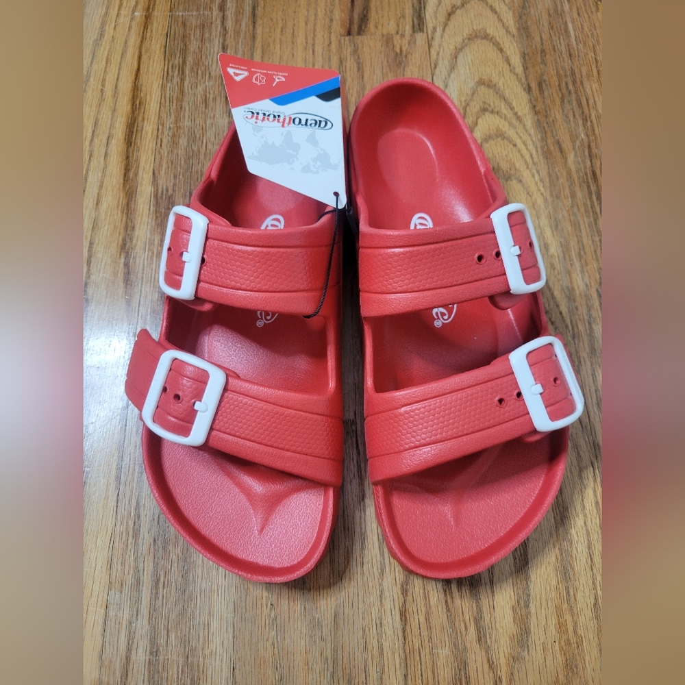 NWT Aerothotic Red And White Sandals Size 6. Euro Summer Garden Girl Cottagecore